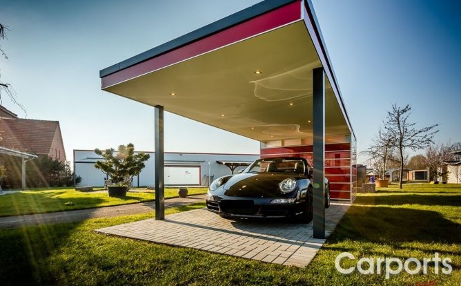 Carport Enzo mit Abstellraum und Porsche